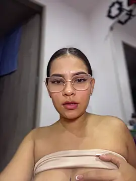 Valery lux16 online show from March 21, 2026, 3:04 pm