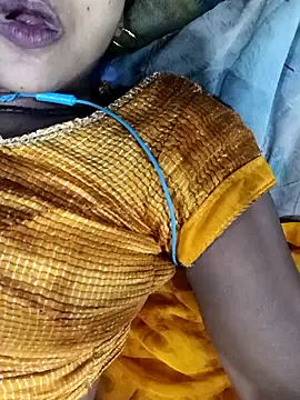 Maya6060 online show from October 20, 2025, 8:04 am