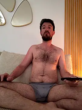 AD Vu online show from April 6, 2026, 10:27 am