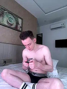 Vaso69  online show from September 25, 2025, 8:07 am