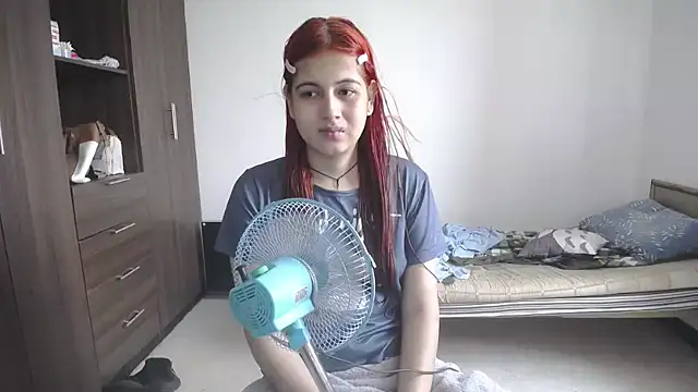 Snapshot of Mirage_Sertori chatting on March 25, 2026, 5:19 pm Mirage Sertori online show from March 25, 2026, 5:19 pm