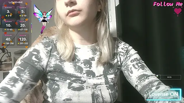 ChristinaFivePlus online show from October 11, 2025, 6:39 pm