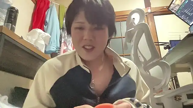 nuu1 221 online show from October 11, 2025, 7:23 pm
