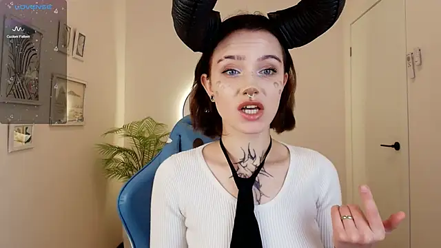 Elastikisss online show from October 28, 2025, 2:26 am