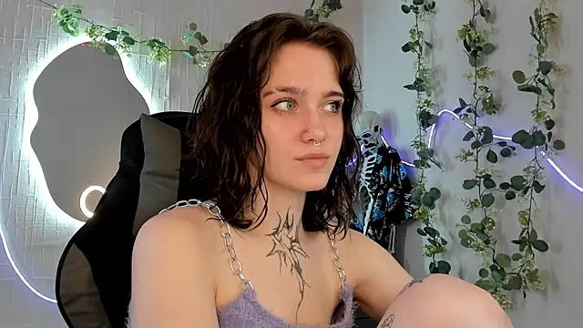 Elastikisss online show from April 23, 2026, 6:25 am