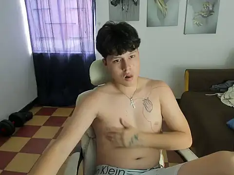 Snapshot of daniel_leon chatting on May 26, 2026, 6:37 pm daniel leon online show from May 26, 2026, 6:37 pm