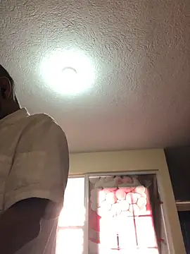 Snapshot of ormike007 chatting on January 6, 2026, 10:23 pm ormike007 online show from January 6, 2026, 10:23 pm