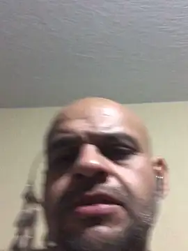 Snapshot of ormike007 chatting on March 2, 2026, 11:50 am ormike007 online show from March 2, 2026, 11:50 am