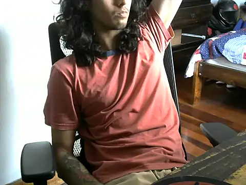 Snapshot of VikernesCam chatting on September 29, 2025, 7:40 pm VikernesCam online show from September 29, 2025, 7:40 pm