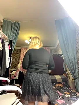 Snapshot of Sweet-blonde chatting on September 23, 2025, 10:07 am Sweet-blonde online show from September 23, 2025, 10:07 am