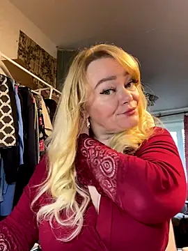 Snapshot of Sweet-blonde chatting on September 26, 2025, 9:46 am Sweet-blonde online show from September 26, 2025, 9:46 am