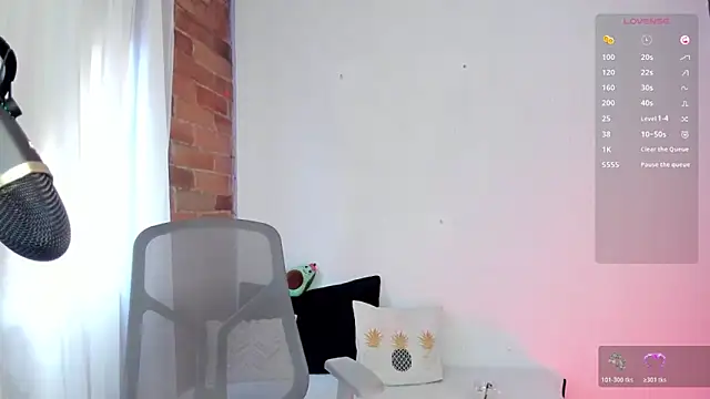 Snapshot of Chubby_Licius chatting on March 1, 2026, 6:54 pm Chubby Licius online show from March 1, 2026, 6:54 pm