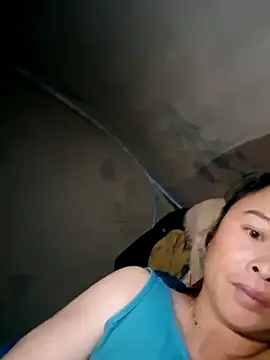 xuxulovezz online show from October 21, 2025, 11:38 pm