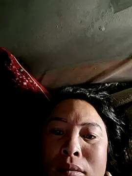 xuxulovezz online show from November 1, 2025, 11:07 pm