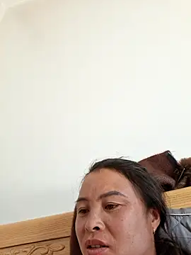 xuxulovezz online show from November 26, 2025, 7:09 am