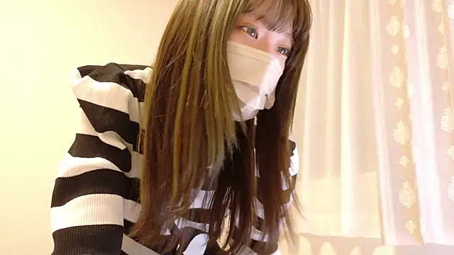 --rino-- online show from April 30, 2026, 11:16 am