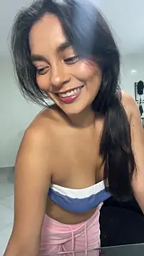 Selene Wings22 online show from March 7, 2026, 1:24 am