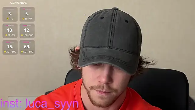 Snapshot of luca_syn chatting on October 21, 2025, 1:23 pm luca syn online show from October 21, 2025, 1:23 pm