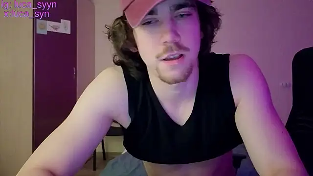 Snapshot of luca_syn chatting on February 20, 2026, 7:14 pm luca syn online show from February 20, 2026, 7:14 pm