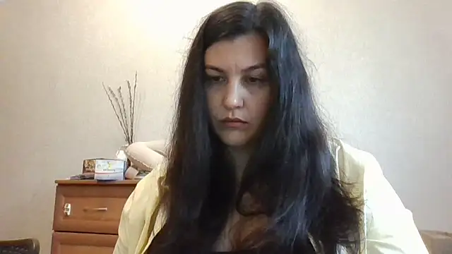 Snapshot of Feymaria chatting on October 13, 2025, 6:02 am Feymaria online show from October 13, 2025, 6:02 am