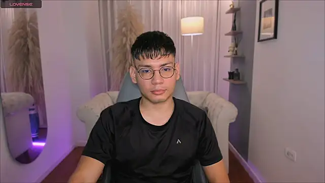 Snapshot of marcuswildx chatting on January 11, 2026, 11:26 am marcuswildx online show from January 11, 2026, 11:26 am