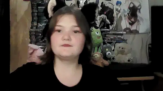 Snapshot of Noir_Shiro chatting on October 29, 2025, 4:20 pm Noir Shiro online show from October 29, 2025, 4:20 pm