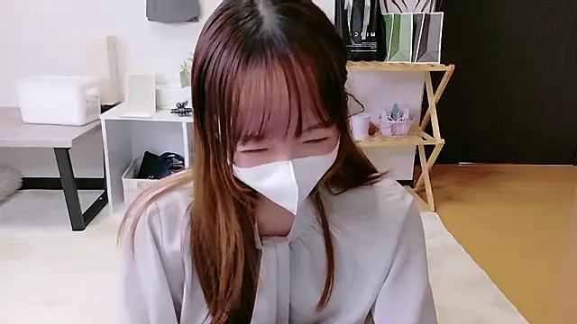Snapshot of saku_sakura_ chatting on October 26, 2025, 6:52 am saku sakura  online show from October 26, 2025, 6:52 am