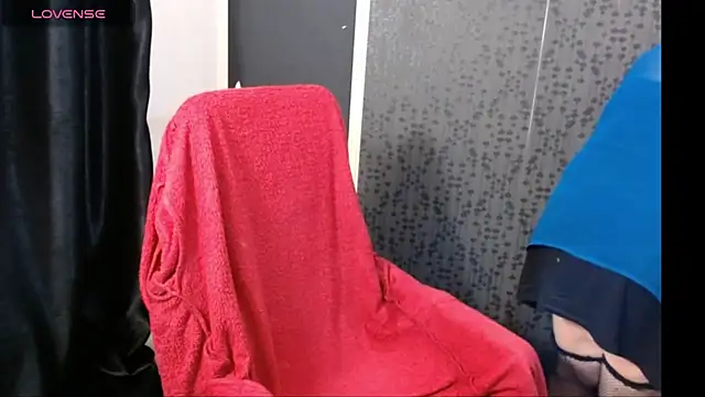 Snapshot of MissSanjanne chatting on January 30, 2025, 5:30 am MissSanjanne online show from January 30, 2025, 5:30 am