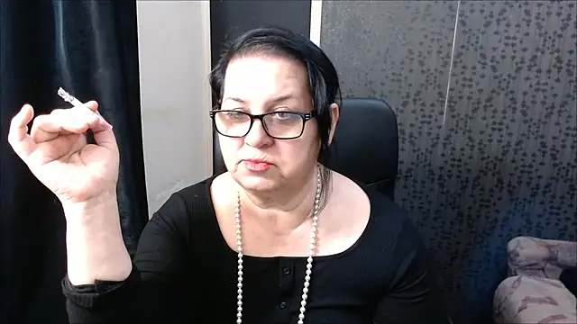 Snapshot of MissSanjanne chatting on March 18, 2025, 7:41 am MissSanjanne online show from March 18, 2025, 7:41 am