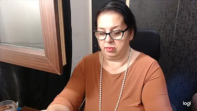 Snapshot of MissSanjanne chatting on September 22, 2025, 9:39 pm MissSanjanne online show from September 22, 2025, 9:39 pm