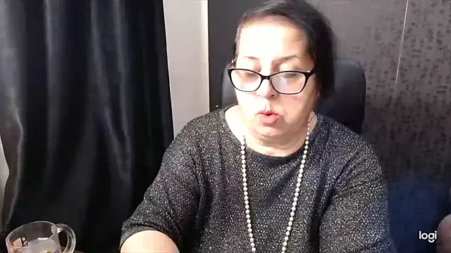 Snapshot of MissSanjanne chatting on October 7, 2025, 6:54 am MissSanjanne online show from October 7, 2025, 6:54 am