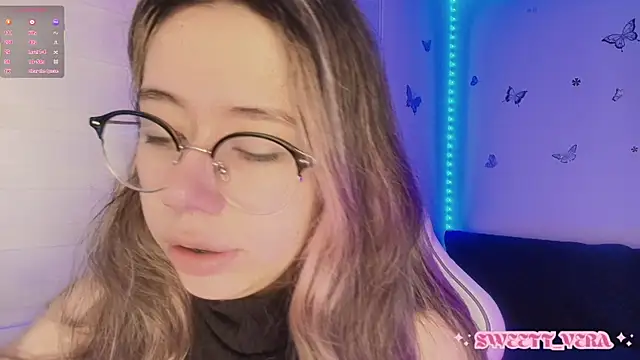 sweettvera online show from November 8, 2025, 10:26 am