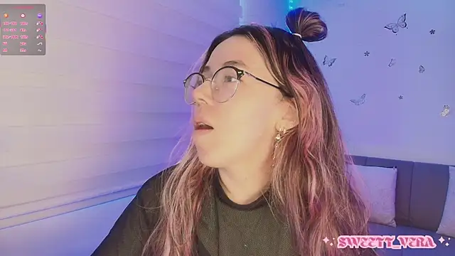 sweettvera online show from November 23, 2025, 1:11 pm