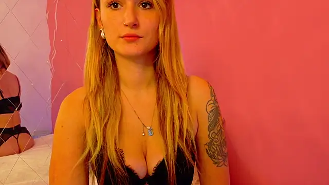 Snapshot of Anaayss_ chatting on October 8, 2025, 5:16 am Anaayss  online show from October 8, 2025, 5:16 am