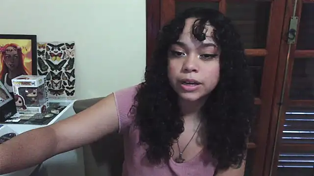 sweetamy326 online show from November 13, 2025, 9:25 pm