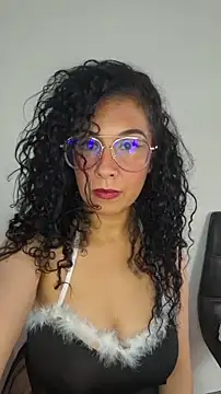 Snapshot of LondonHilton chatting on February 10, 2026, 5:28 pm LondonHilton online show from February 10, 2026, 5:28 pm