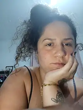 Moranguinha2234 online show from February 28, 2026, 4:02 am