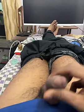 slaveboi9876 online show from December 16, 2025, 3:44 am