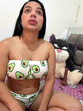 Anavalle online show from September 25, 2025, 9:51 pm