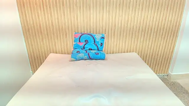 Frayhot777 online show from February 3, 2026, 7:30 pm