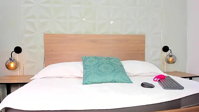 ValeryTrans  online show from March 20, 2026, 1:27 pm