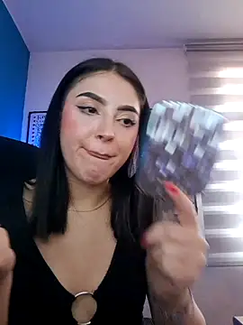 Zafira  online show from November 10, 2025, 7:13 pm