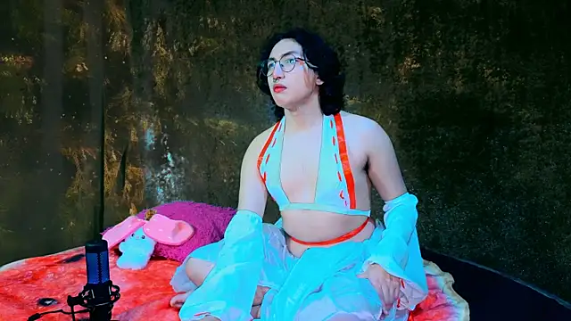 Snapshot of -BlueOpal- chatting on October 5, 2025, 6:06 pm -BlueOpal- online show from October 5, 2025, 6:06 pm