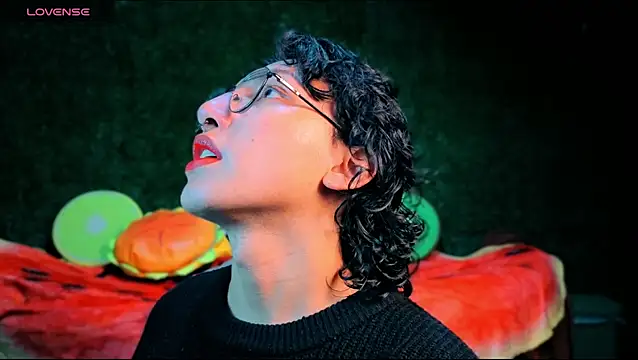 Snapshot of -BlueOpal- chatting on October 30, 2025, 7:25 pm -BlueOpal- online show from October 30, 2025, 7:25 pm