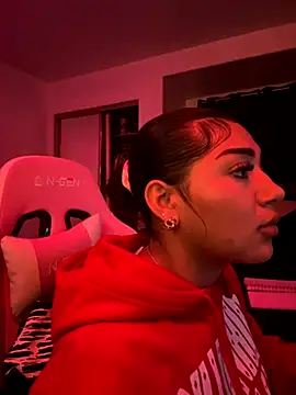 timaxo online show from October 23, 2025, 6:02 am