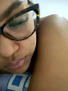 miiabrown18 online show from October 16, 2025, 2:01 am