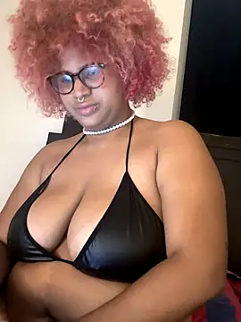 Snapshot of niki_wild18 chatting on October 22, 2025, 1:50 am niki wild18 online show from October 22, 2025, 1:50 am