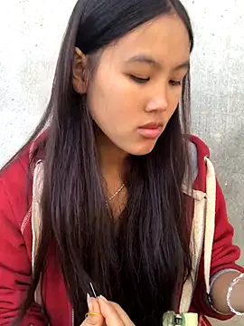 Mai lovely online show from November 7, 2025, 3:06 am