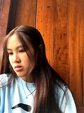 Mai lovely online show from November 10, 2025, 7:29 am