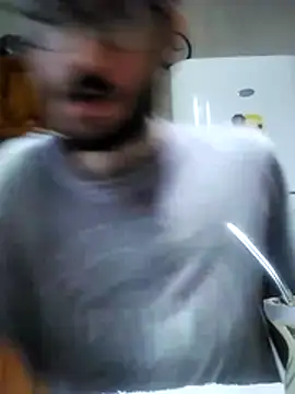 Snapshot of Fefede97_ chatting on November 3, 2025, 6:14 am Fefede97 online show from November 3, 2025, 6:14 am